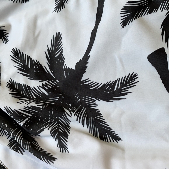 NWT Tempt Me White & Black Tropical Bikini Bottoms - Picture 4 of 10
